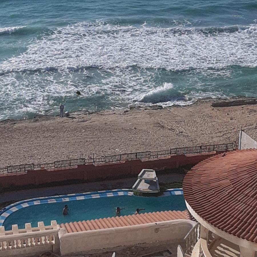 Panorama Apartment With A Charming Sea And Swimming Pool View Near Alexandria With Free Wifi شقة باطلالة ساحرة على البحر وحمام السباحة Exterior foto